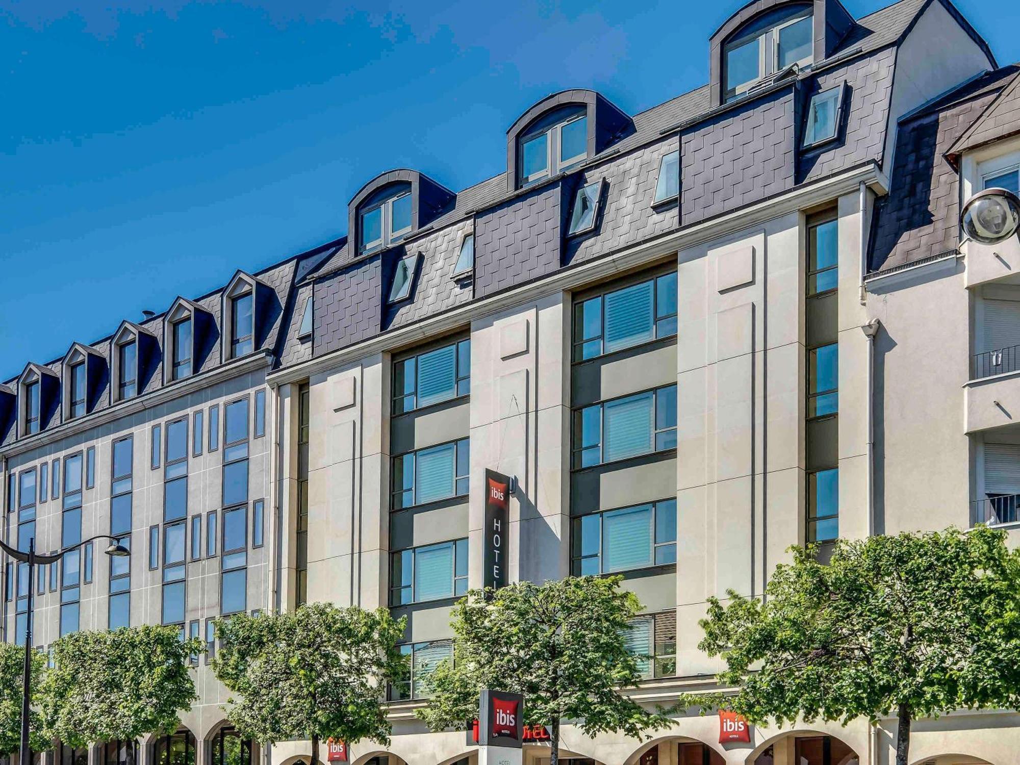 Ibis Paris Rueil Malmaison Exterior photo