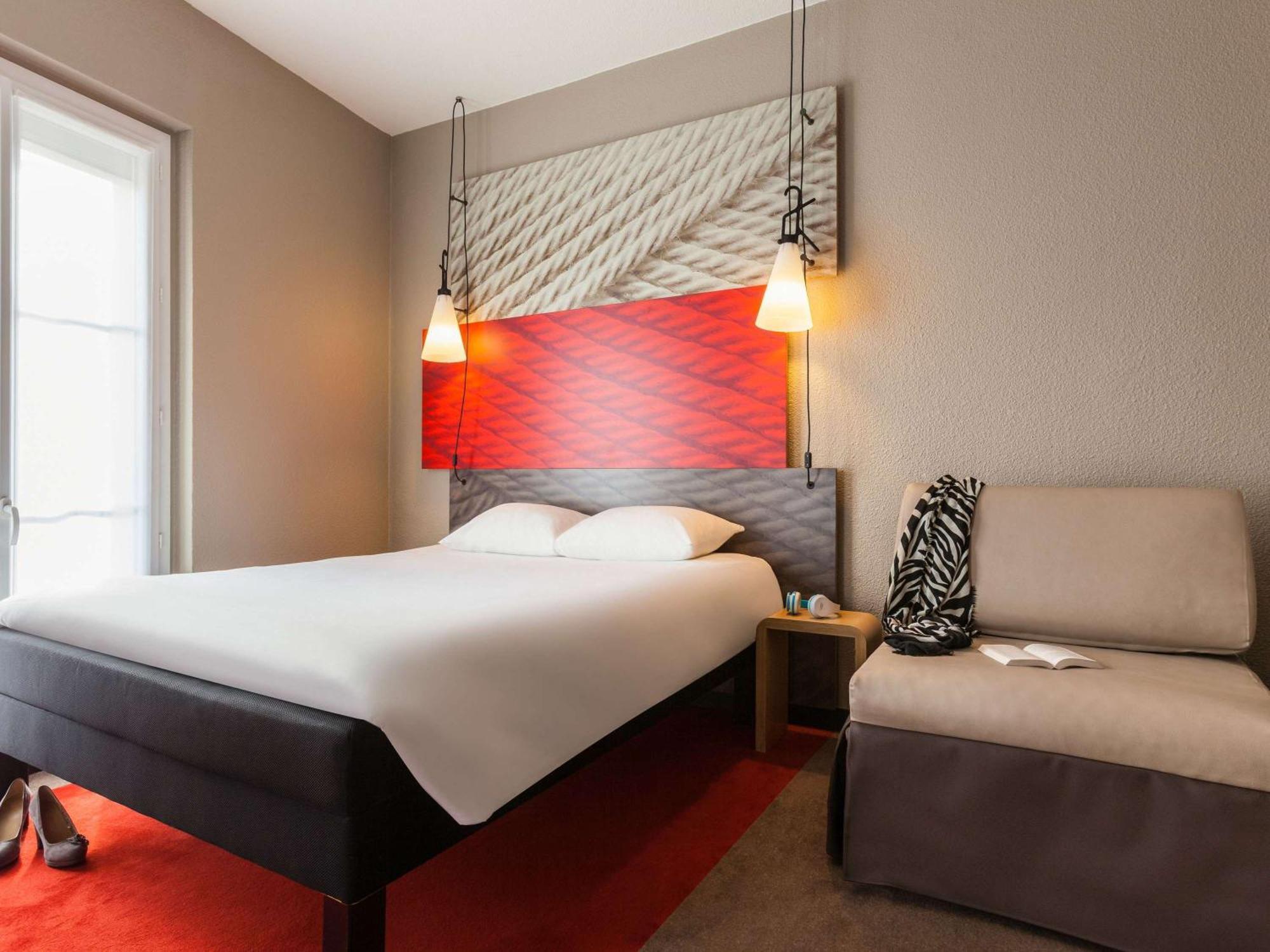 Ibis Paris Rueil Malmaison Exterior photo